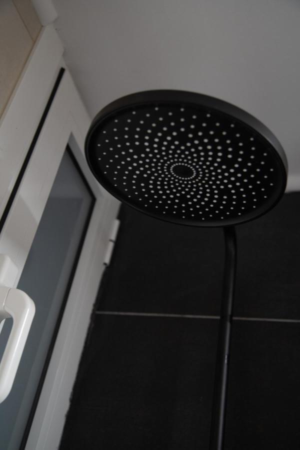 Modern Apartment Downtown Athens Ngoại thất bức ảnh