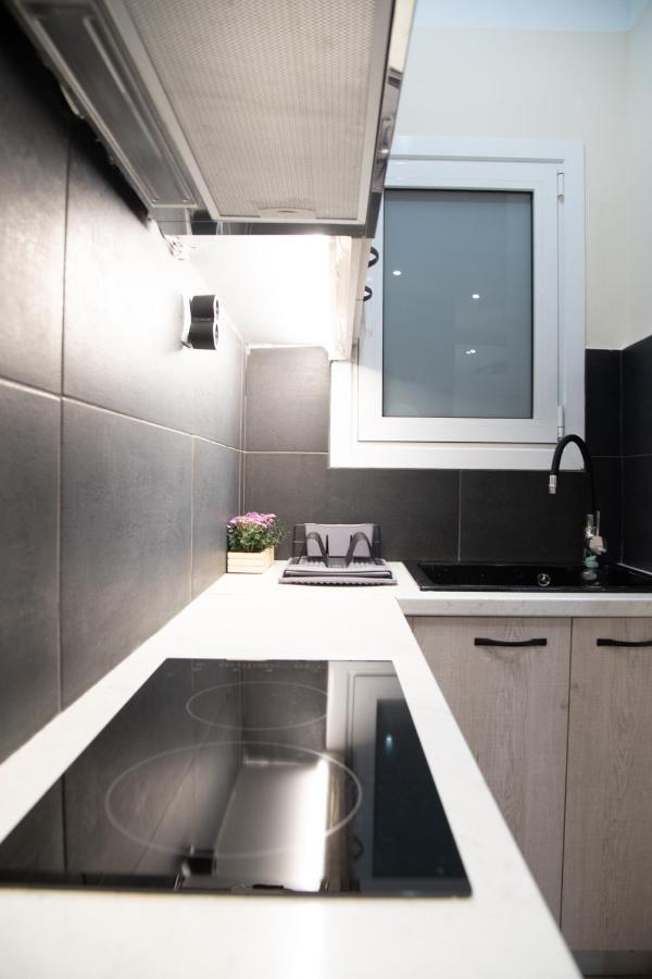 Modern Apartment Downtown Athens Ngoại thất bức ảnh