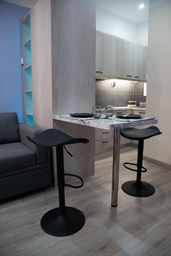 Modern Apartment Downtown Athens Ngoại thất bức ảnh
